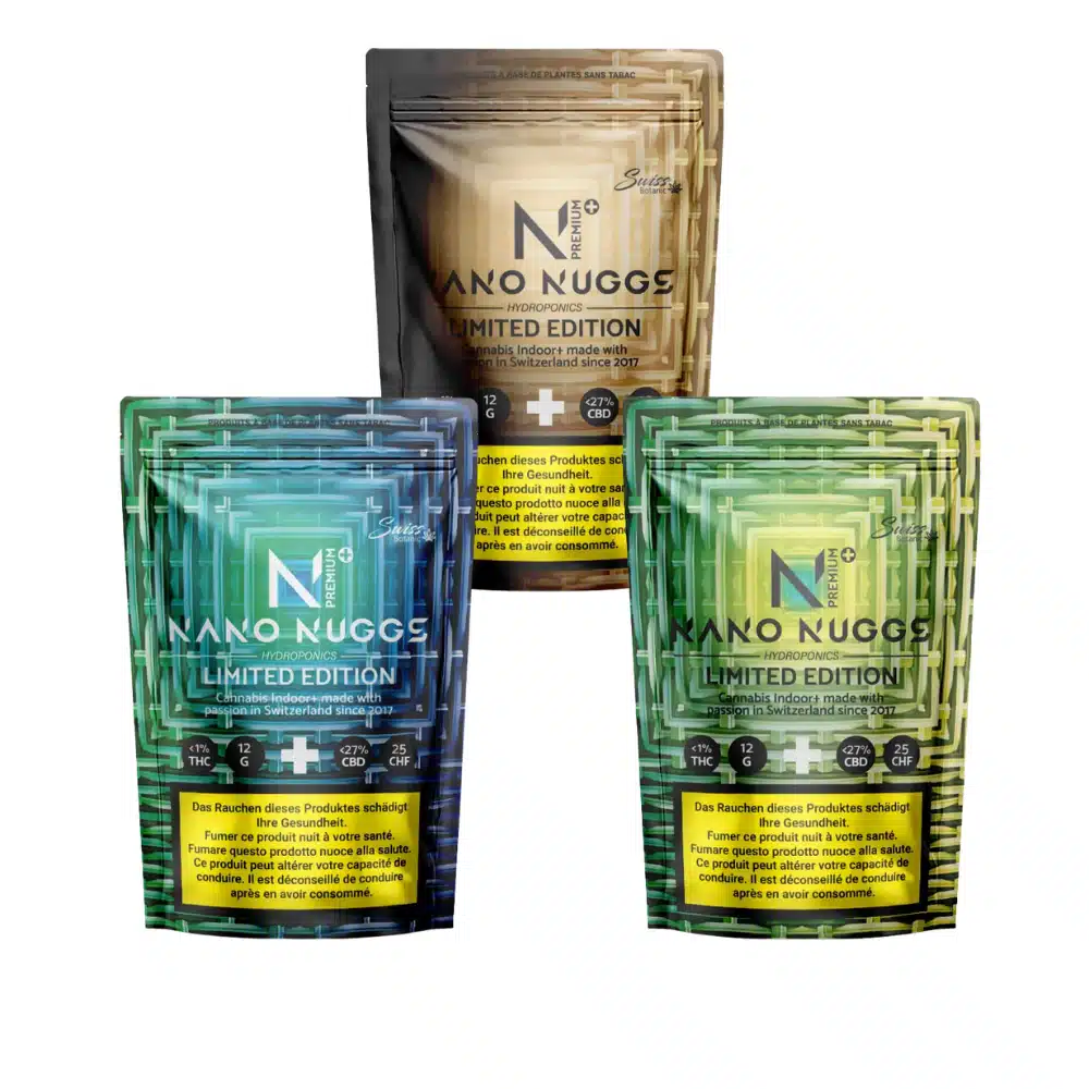 Trois sachets de Fleurs de CBD indoor Pack CBD Nano Nuggs Premium Limited Edition - 1 % THC en or, vert et jaune, chacun étiqueté "Limited Edition CBD" et comportant des avertissements multilingues au bas du sachet.